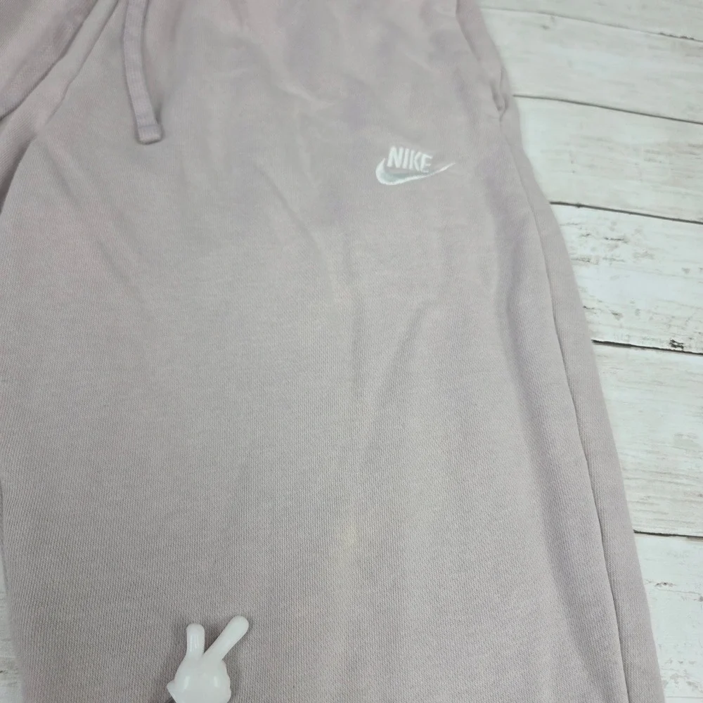 Nike Sportswear Club Fleece Jogger Sweatpants Women Small Mauve DQ5191-019